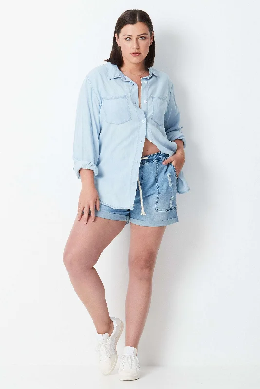 Drawstring shorts – Shorts with a drawstring at the waist for adjustable comfort.Hazy Relaxed Shorts - Americana Wash