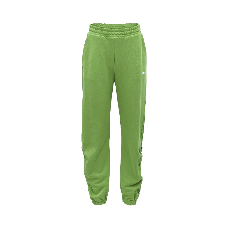 Athleisure trousers – Comfortable, performance-focused trousers that can be worn for both working out and casual wear.Ice Play Women's Green Jogging Trouser