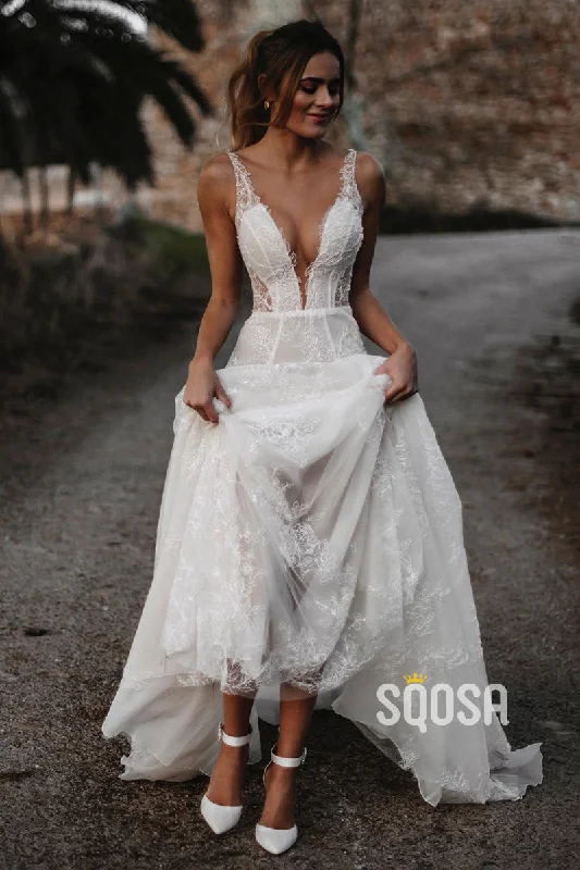 Corset dress – Dress designed with a built-in corset or lace-up feature to create a cinched, structured waist.Sexy V-neck Spaghetti Straps Lace Bohemian Wedding Dress with Sleeves QW2478