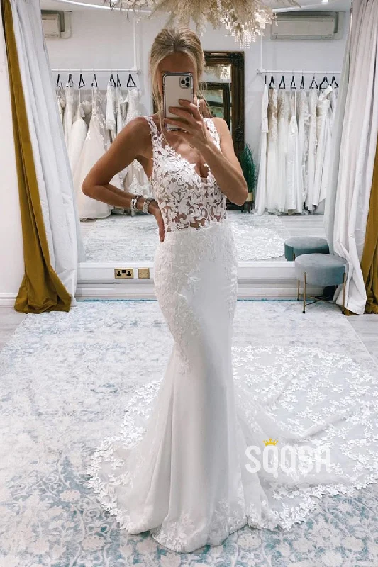 Sundress – Light, sleeveless dress typically worn in warm weather, often made from cotton or linen.Sexy V-Neck Lace Appliques Mermaid Wedding Dress QW2504