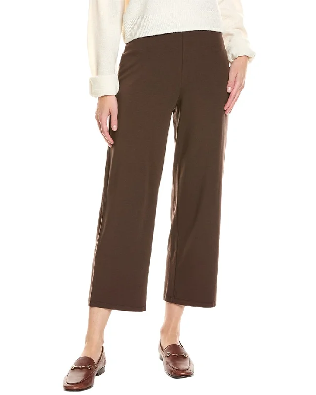 Slim-fit trousers – Trousers that are form-fitting and narrow through the legs.EILEEN FISHER Straight Cropped Pant