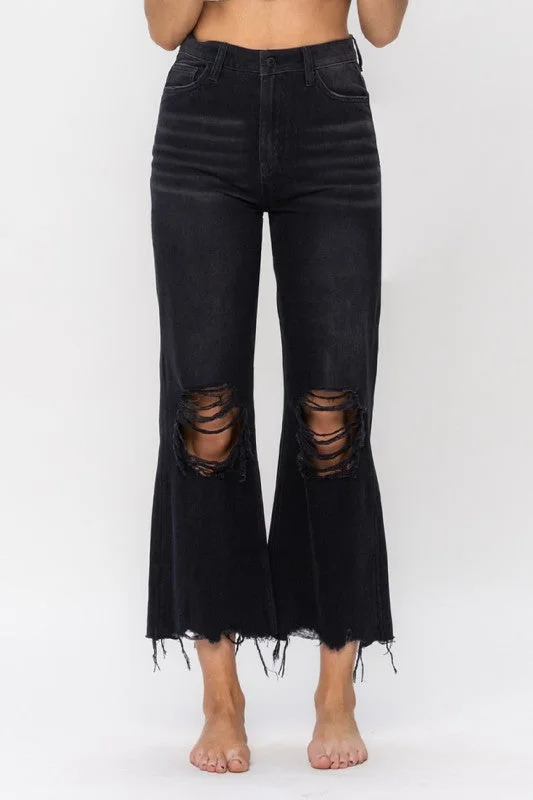 Elastic waist trousers – Trousers with an elasticated waistband for a more comfortable, stretchy fit.Happy Place 90's Crop Flare Jeans - Black