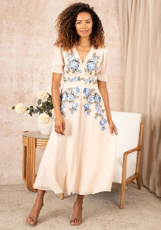 Belted dress – Dress with a belt or waist tie, offering definition and shaping at the waist.Hope & Ivy Celia Embroidered Midi Dress, Cream