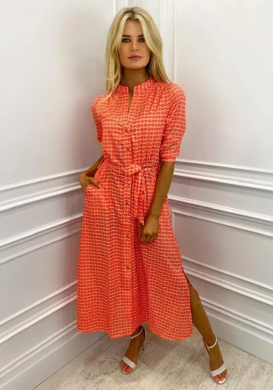 Tulle dress – Dress made with soft, voluminous tulle fabric, often worn for formal occasions or as part of a bridal outfit.Kate & Pippa Capri Geometric Dot Print Midi Dress, Orange