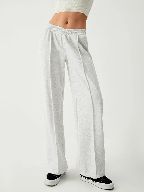 Maternity trousers – Trousers specifically designed for expectant mothers, with an adjustable waistband for comfort.BerryBetty - Leisure V Shape Waistband Sweatpants