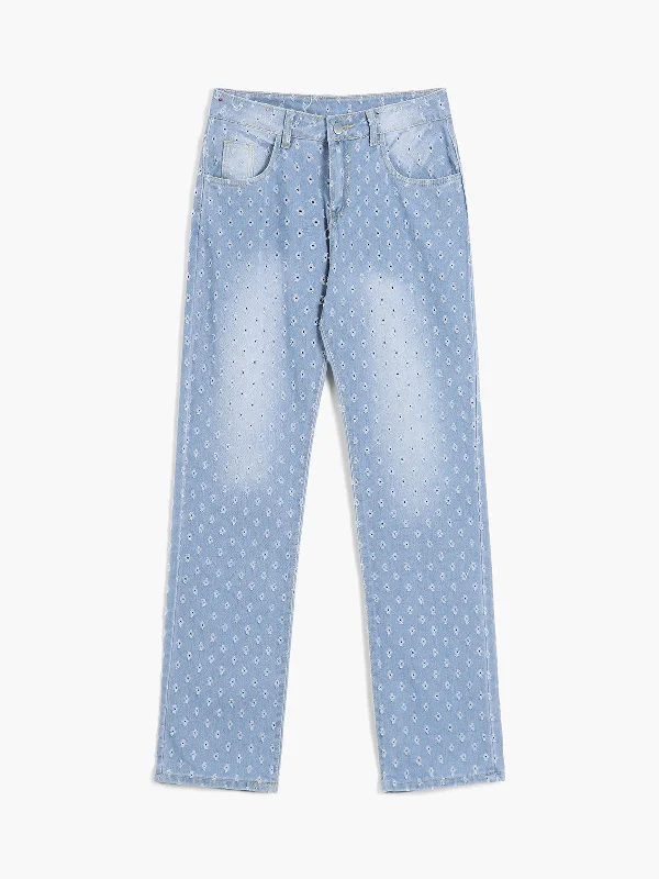 Stretch trousers – Trousers made with a small amount of spandex or elastane for added stretch and flexibility.BerryBetty - Low Waist Eyelet Decor Denim Jeans