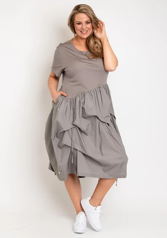 A-line dress – Dress that is fitted at the top and gradually flares out, creating an A-shape silhouette.Natalia Collection One Size Taffeta Skirt Midi Dress, Mushroom