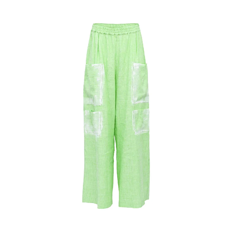 Linen trousers – Lightweight, breathable trousers made from linen fabric, perfect for warmer weather.Oblique Women's Green Large Legs Pant