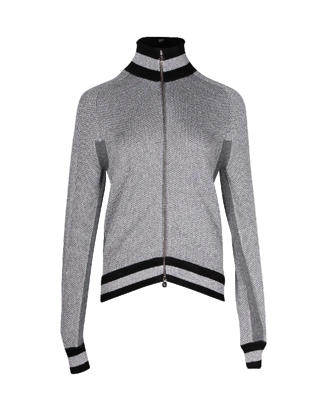 Peacoat – Classic wool double-breasted coatChanel Zipped Bomber Jacket in Silver Viscose