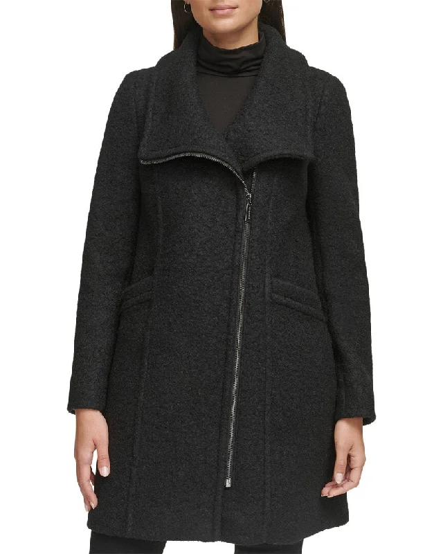 Herringbone – A distinct V-shaped woven patternKenneth Cole Wool-Blend Coat