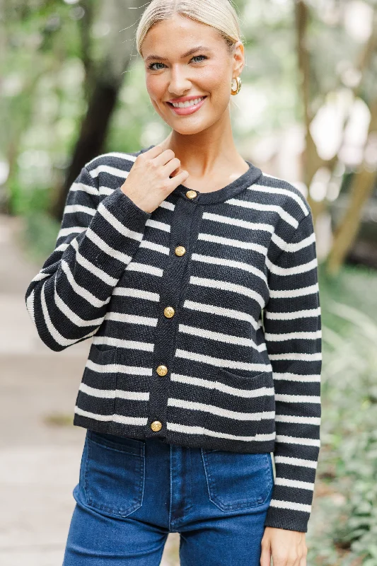 Breathable – Allows airflow, keeps you coolLuck Be A Lady Black Striped Cardigan