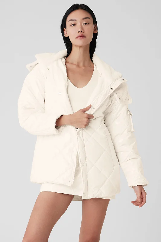 Reversible – Can be worn inside out, two looks in oneSnomoto Puffer Jacket - Ivory