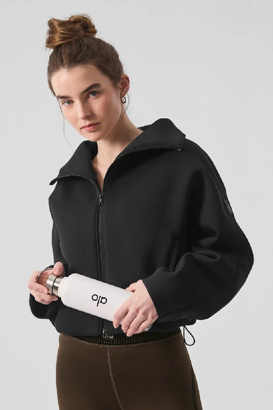 Oversized – Loose, relaxed fitTechnical Form Jacket - Black