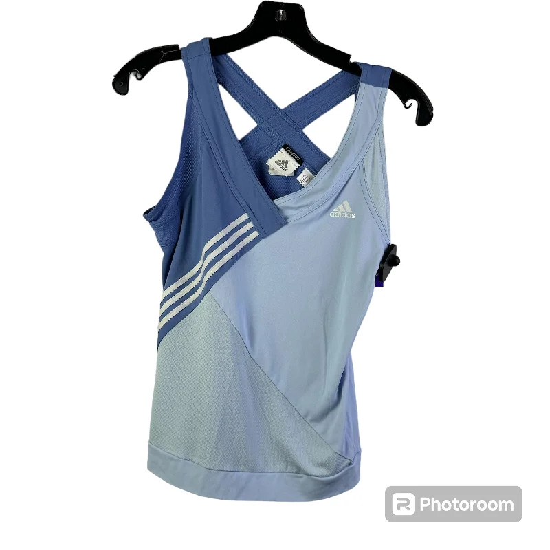 Faux fur vest – Vest made with faux fur for a luxurious, warm lookBlue Athletic Tank Top Adidas, Size M