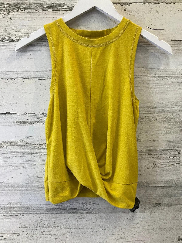 Hippie-style vest – Bohemian-inspired vest, often with fringe or ethnic patternsYellow Athletic Tank Top Old Navy, Size Xs