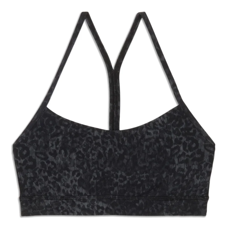 Vegan sports bra – Sports bra made from eco-friendly, cruelty-free materials, suitable for ethical consumers.Flow Y Bra - Resale