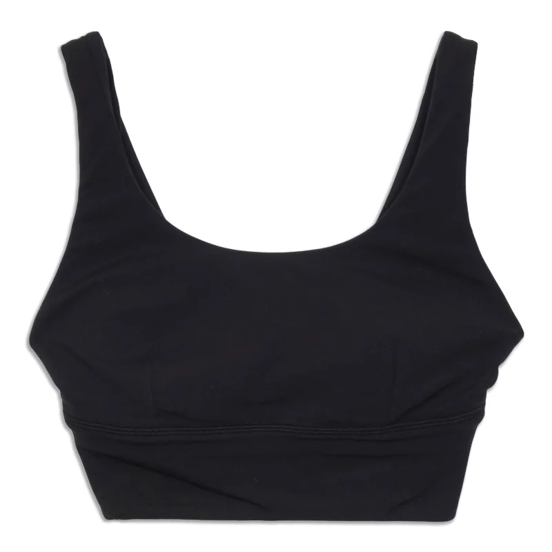 Underwired sports bra – Sports bra with underwire for added support and structure.lululemon Align™ Bra - Resale