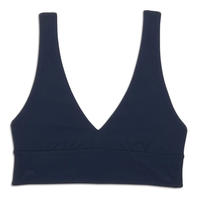 Back-closure sports bra – Sports bra with a hook-and-eye closure at the back for adjustable fit and ease of wear.lululemon Align™ V-Neck Bra - Resale