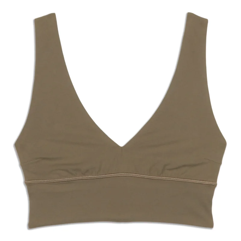 High-impact sports bra – Designed for high-intensity workouts or activities, providing maximum support.lululemon Align™ V-Neck Bra - Resale