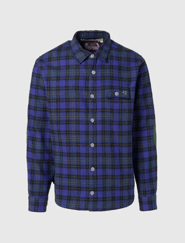 Raglan sleeve – Diagonal seam extending from the underarm to neckline, giving a sporty lookPLAID SHIRT