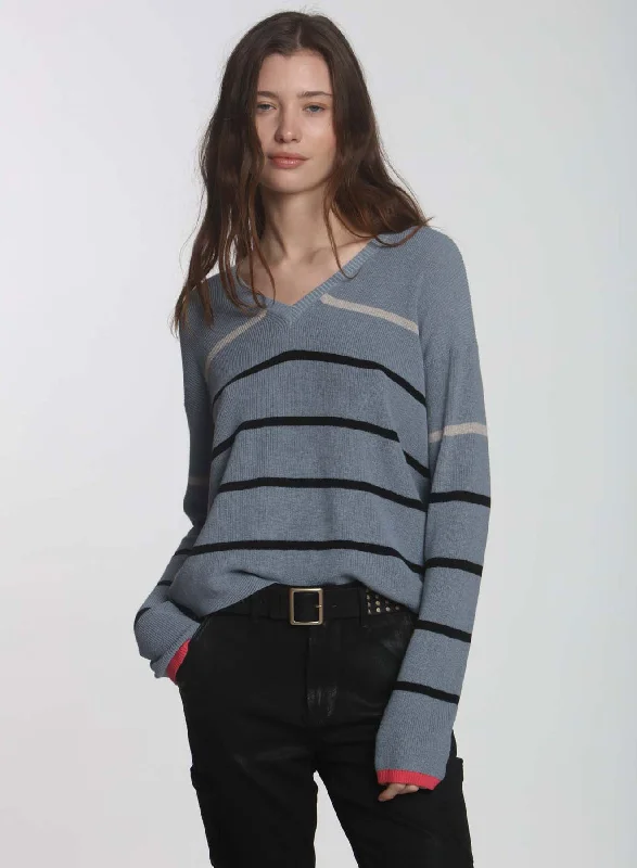 Turtleneck – High-neck style for added warmthAinsley Stripe - Denim