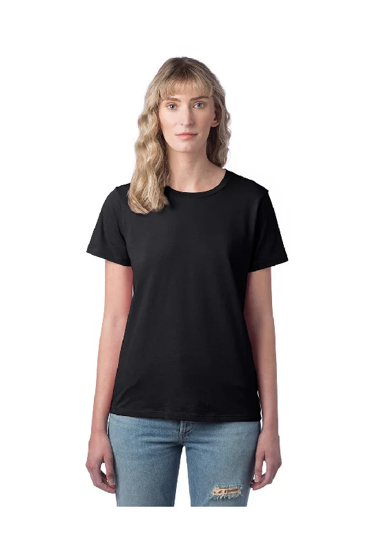 Vented hem – Slits or small openings at the bottom of the T-shirt for a relaxed fitAlternative Womens Her Go-To Short Sleeve Crewneck T-Shirt - Black