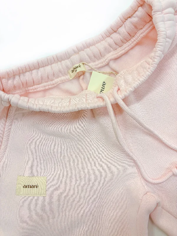 Fitted sweatshirt – Sweatshirt that fits snugly to the body, providing a more tailored lookCOZY Bottoms (pink marshmallow)