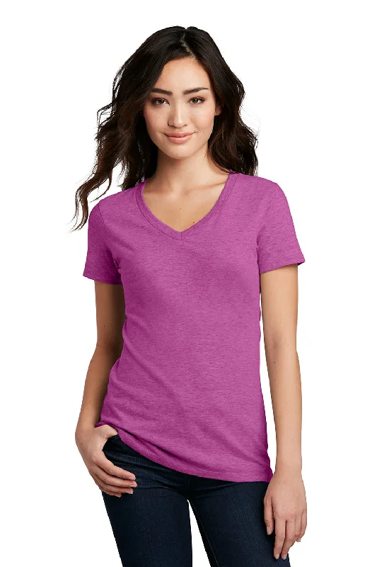 Banded hem – T-shirt with a stitched or elastic band at the bottomDistrict Womens Perfect Blend Short Sleeve V-Neck T-Shirt - Heather Raspberry Pink