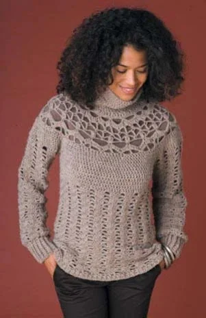 Raglan sleeve – Diagonal sleeve seams that extend to the necklineFree Lush Lace Pullover Pattern