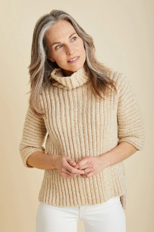 Raglan sleeve – Diagonal sleeve seams that extend to the necklineFree Simply Constructed Pullover Pattern