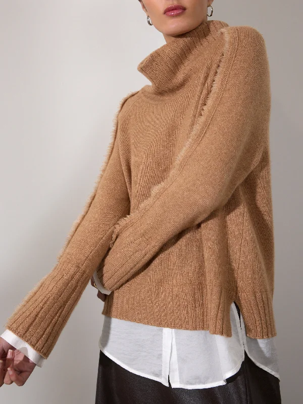 Turtleneck – High-neck style for added warmthThe Jolie Fringe Layered Looker