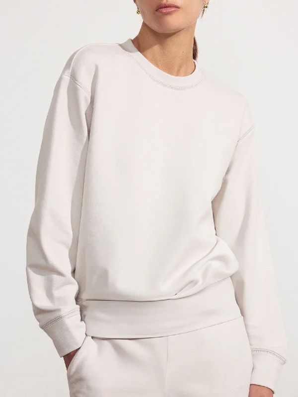 Cropped – Shortened length, above the waistThe Mallo Sweatshirt