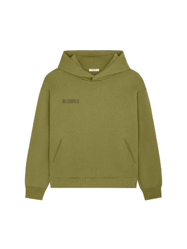 Banded hem hoodie – Sweatshirt with an elastic or ribbed band at the bottom to keep it in placeMens DNA Hoodie—highland green