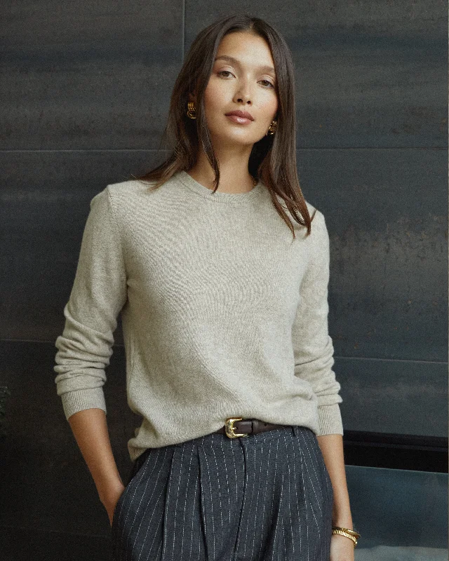 Drop shoulder – Sleeves that hang lower than the shoulder seam for a relaxed fitScarlet Cashmere Sweater