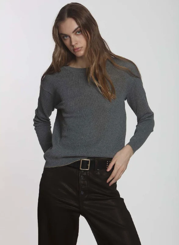 Cashmere – Luxurious, soft wool from goatsStar Mesh - Grey