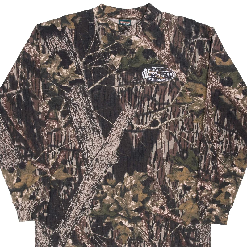 Henley – T-shirt with a buttoned placket (usually a few buttons near the collar)VINTAGE HUNTING MOSSY OAK BREAK UP CAMO LONG SLEEVE TEE SHIRT SIZE XL