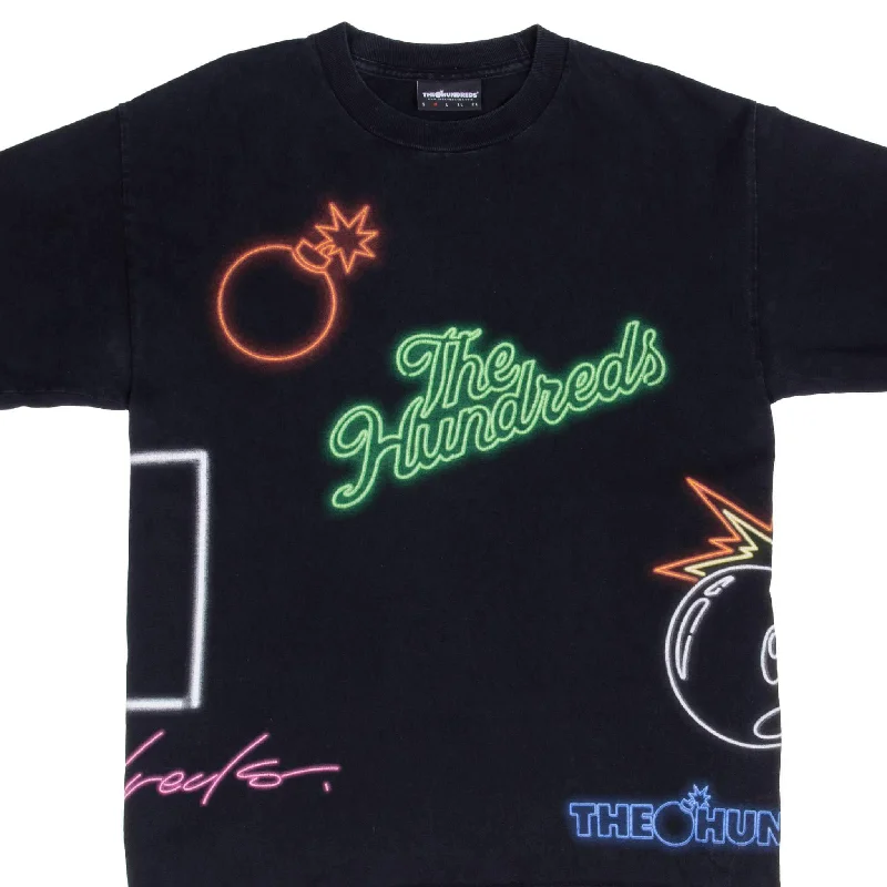 Long sleeve – Full-length sleeve, great for layeringVINTAGE THE HUNDREDS ALL OVER PRINT 2000S BLACK TEE SHIRT SIZE MEDIUM