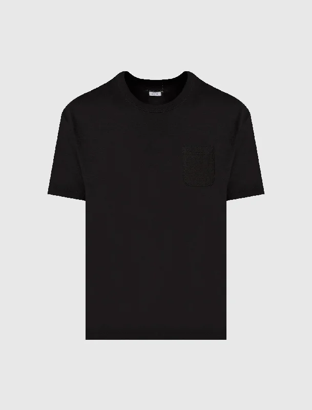 Boxy – Loose, straight cut with no shapingULTIMATE JUMBO TEE